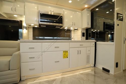2027 Newmar Mountain Aire 4118
