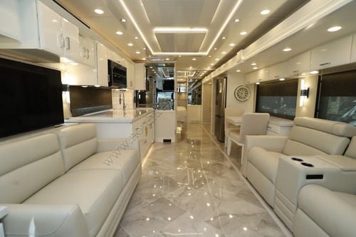 2027 Newmar Mountain Aire 4118