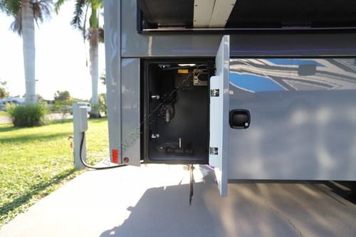2027 Renegade Rv Explorer 38EMB