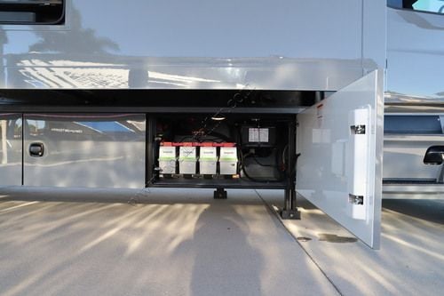 2027 Renegade Rv Explorer 38EMB