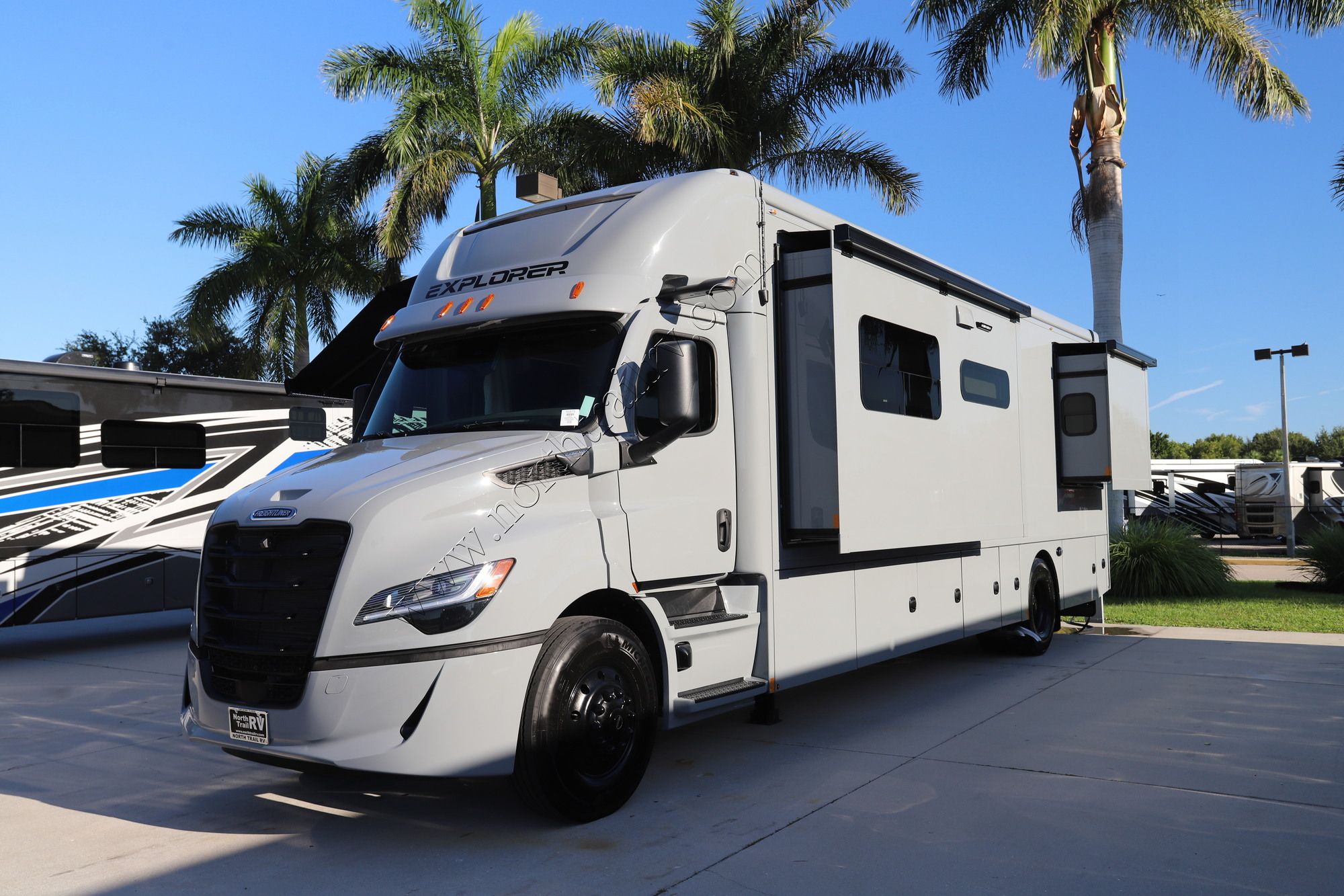 New 2027 Renegade Rv Explorer 38EMB Super C  For Sale