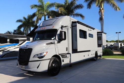 2027 Renegade Rv Explorer 38EMB