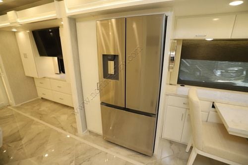 2027 Newmar Mountain Aire 4118
