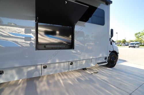 2027 Renegade Rv Explorer 38EMB