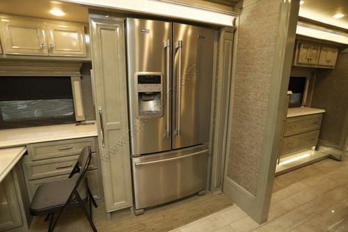 2021 Tiffin Motor Homes Phaeton 44OH