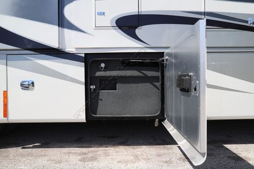 2021 Tiffin Motor Homes Phaeton 44OH