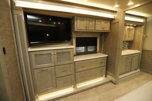 2021 Tiffin Motor Homes Phaeton 44OH