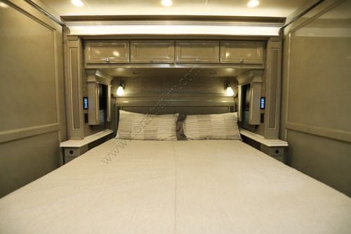 2021 Tiffin Motor Homes Phaeton 44OH