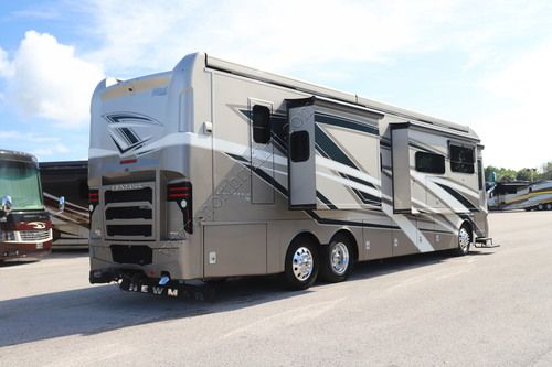 2022 Newmar Ventana 4037