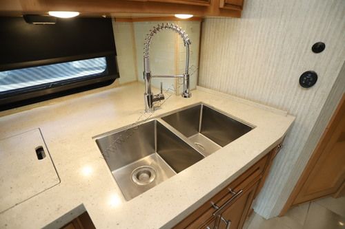 2022 Newmar Ventana 4037