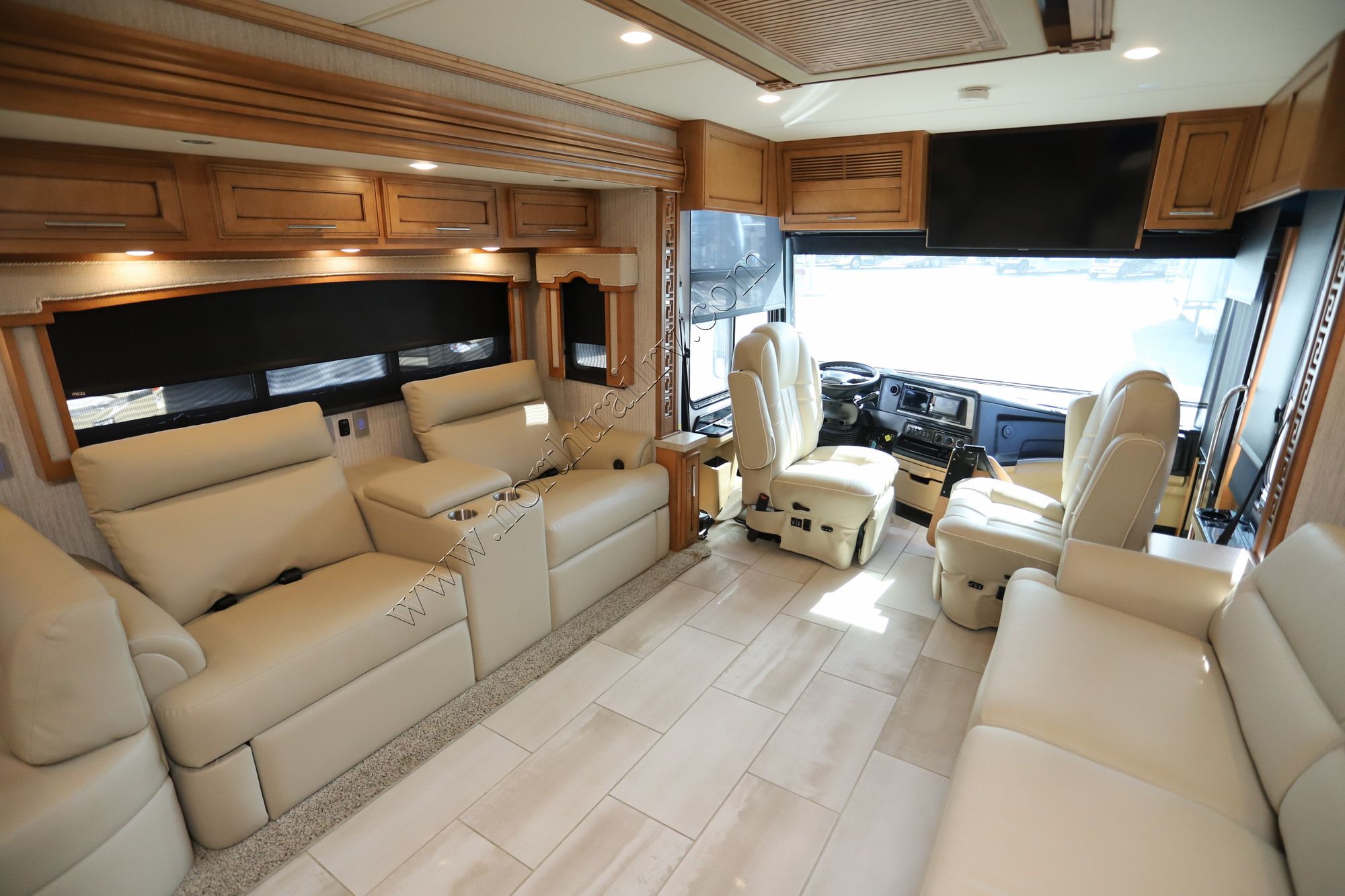 Used 2022 Newmar Ventana 4037 Class A  For Sale
