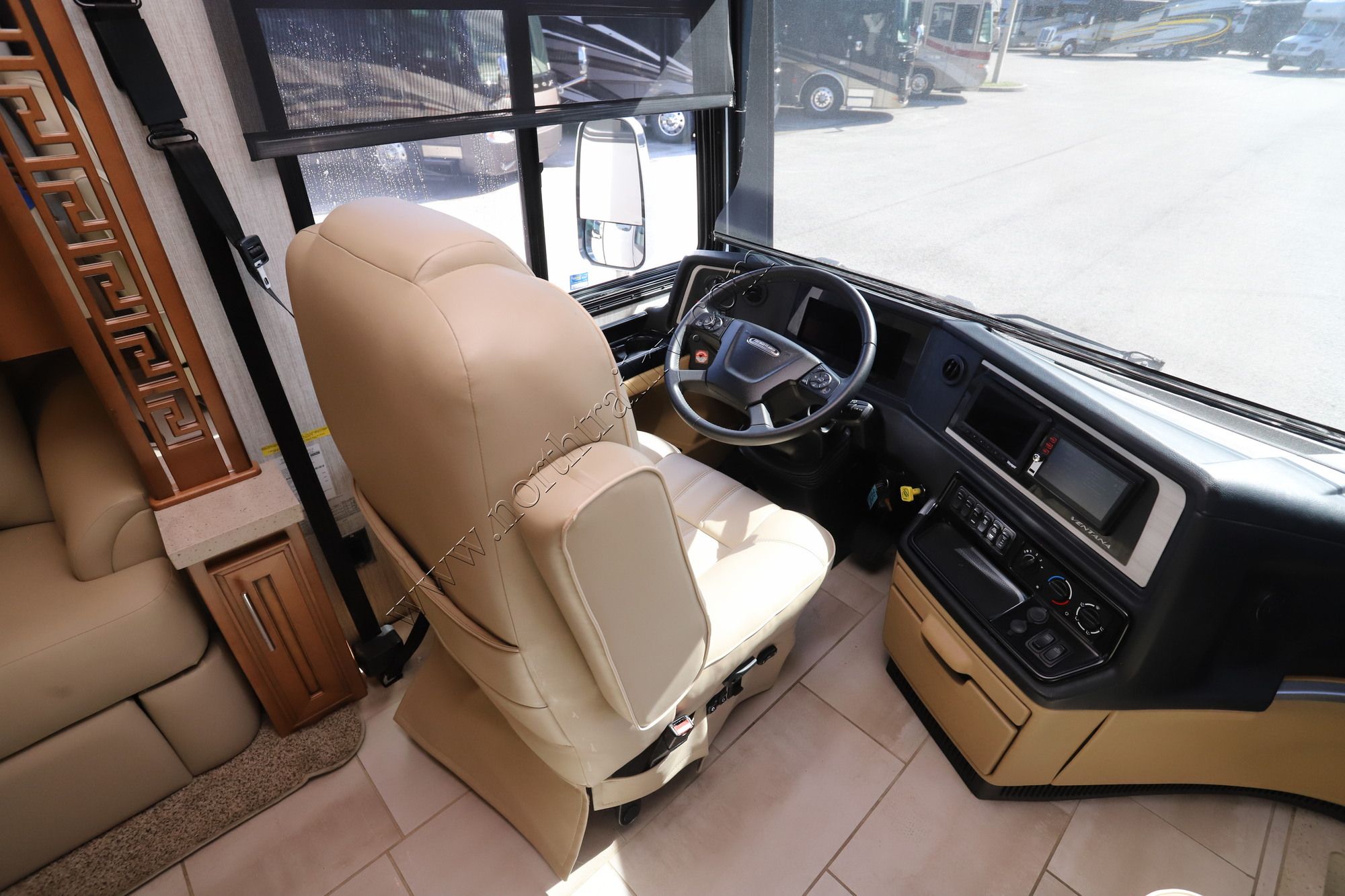Used 2022 Newmar Ventana 4037 Class A  For Sale
