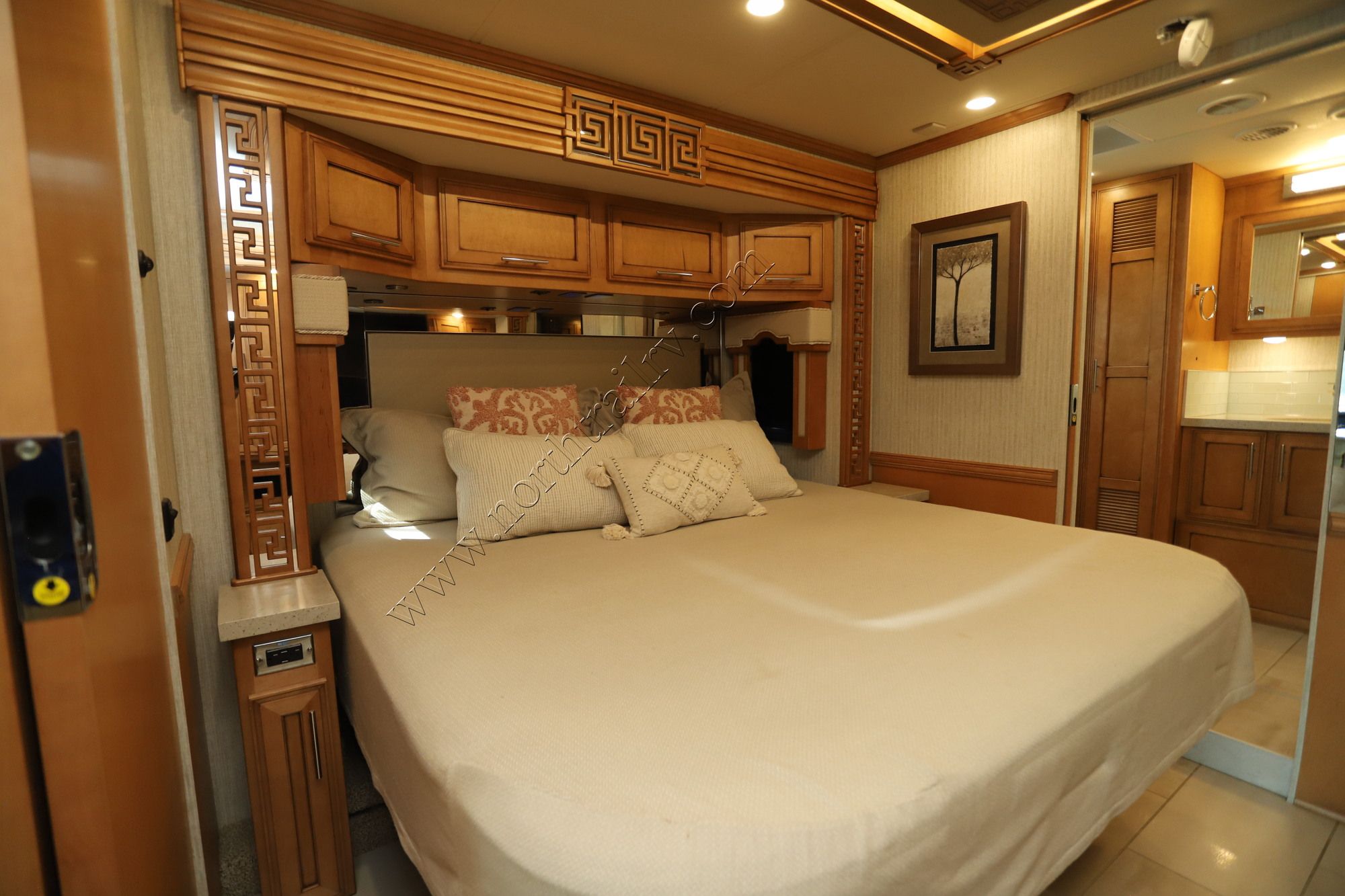 Used 2022 Newmar Ventana 4037 Class A  For Sale