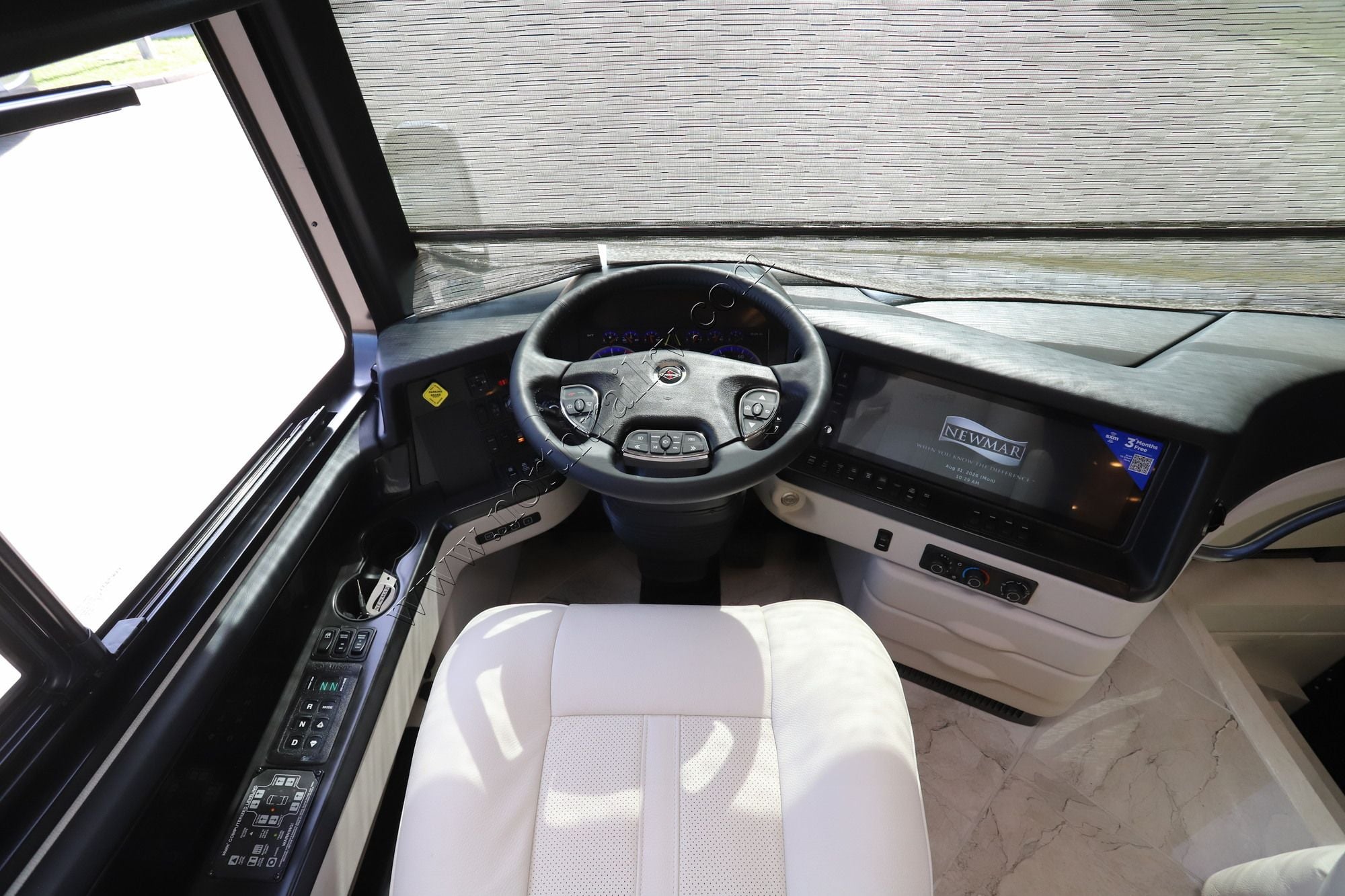New 2027 Newmar Essex 4569 Class A  For Sale