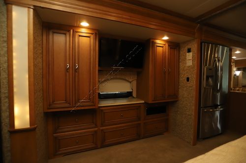 2014 Newmar Ventana 4037