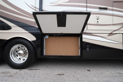 2014 Newmar Ventana 4037