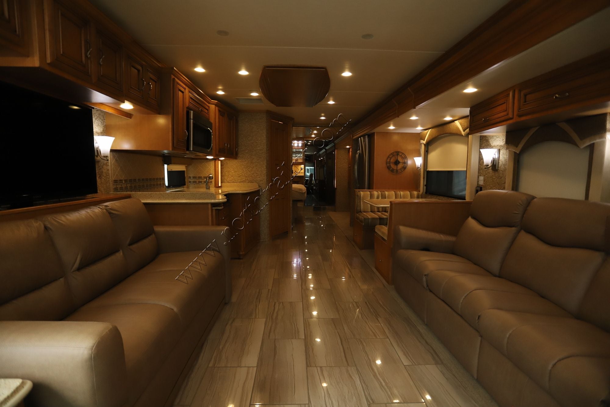 Used 2014 Newmar Ventana 4037 Class A  For Sale