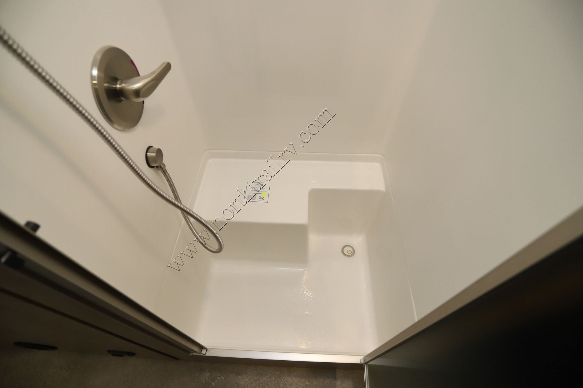 New 2027 Airstream Trade Wind 27FB Travel Trailer  For Sale