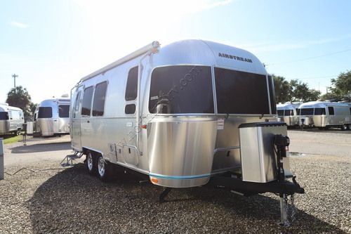 2027 Airstream Flying Cloud 23FB