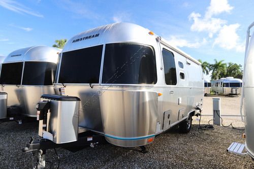 2027 Airstream Caravel 22FB