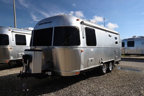 2027 Airstream Flying Cloud 23FB