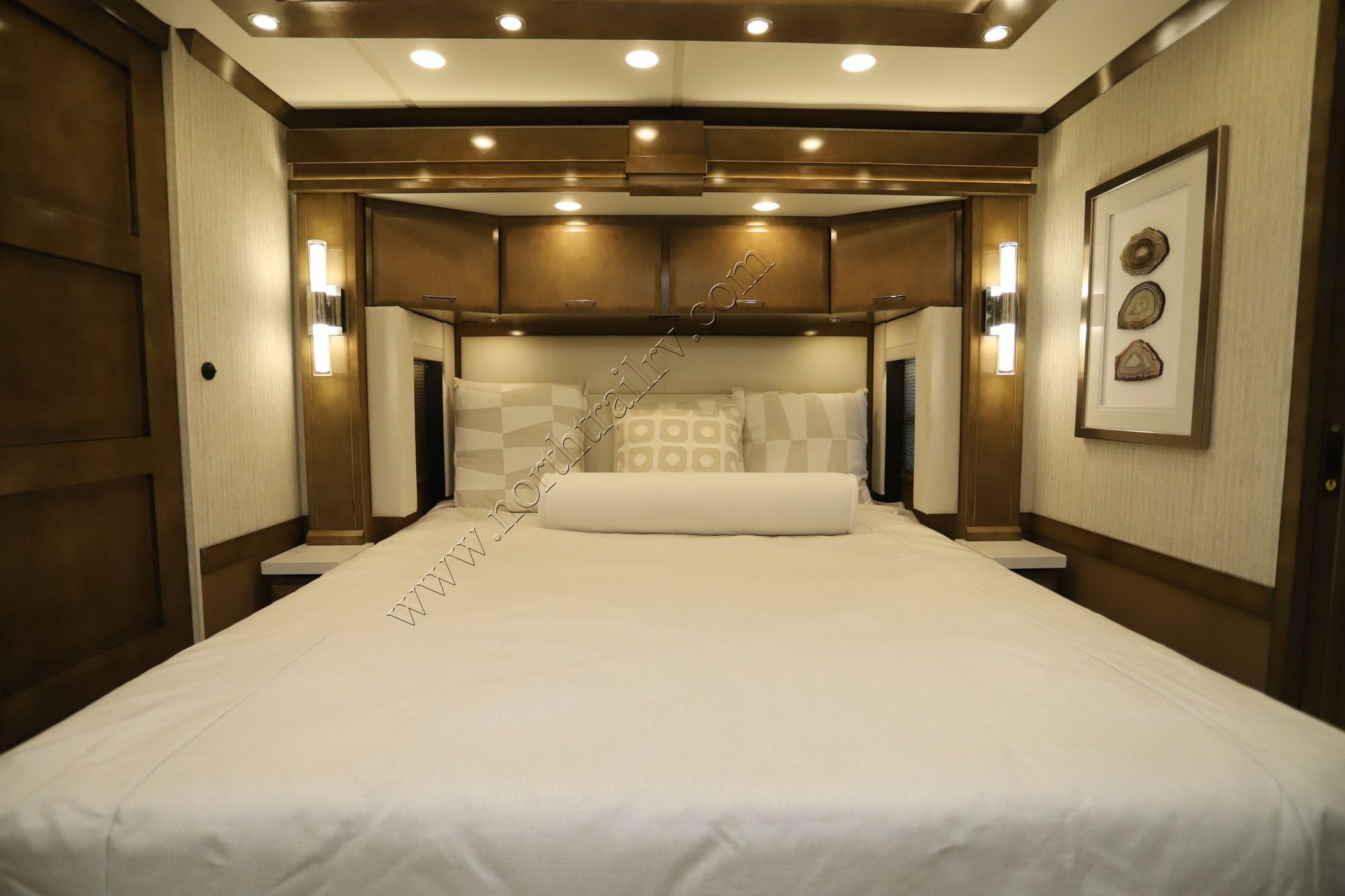 New 2027 Newmar Mountain Aire 4118 Class A  For Sale