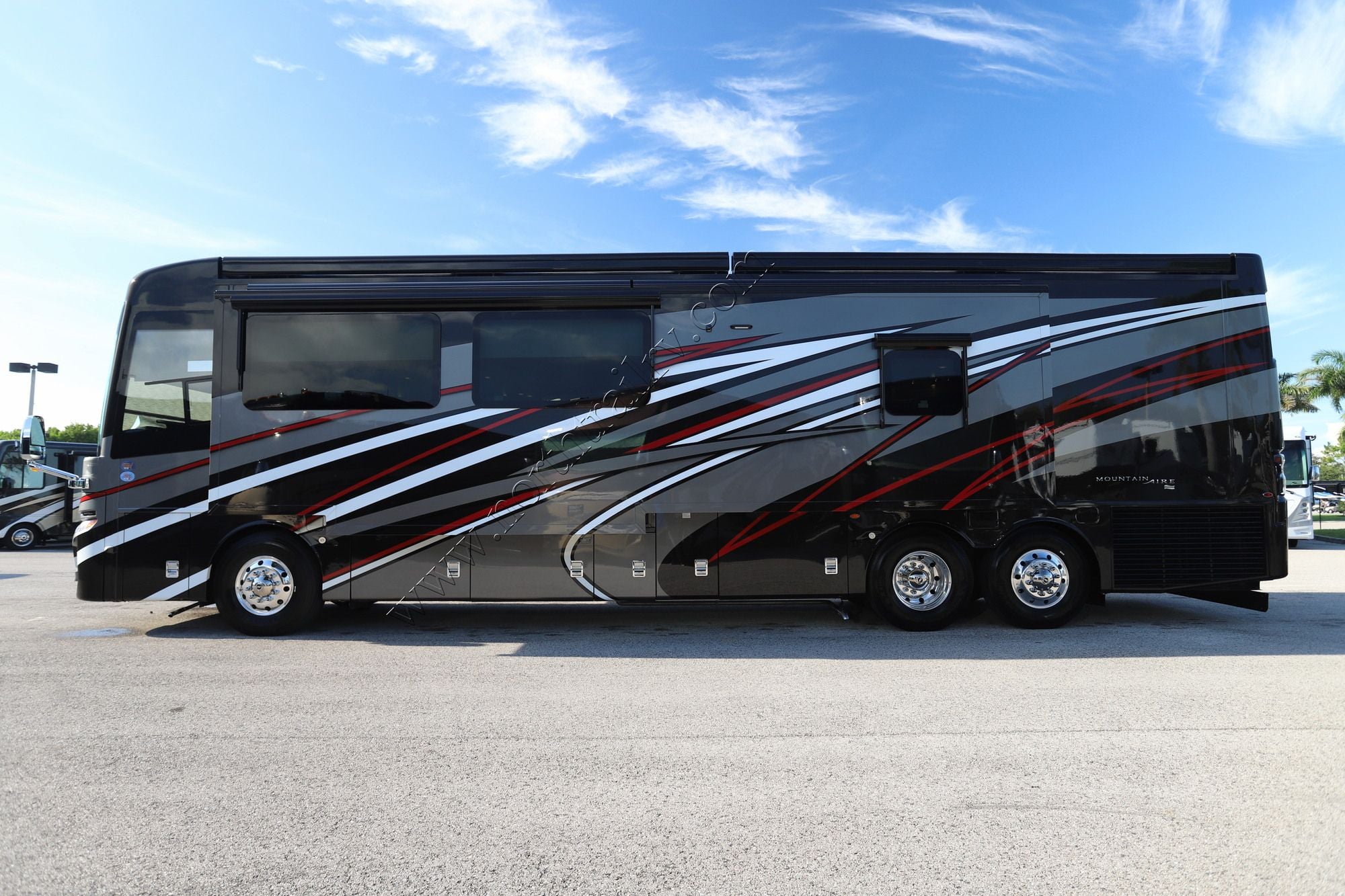 New 2027 Newmar Mountain Aire 4118 Class A  For Sale