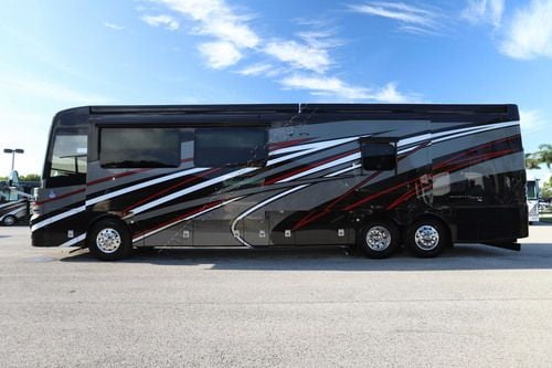 2027 Newmar Mountain Aire 4118