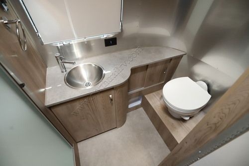 2027 Airstream Flying Cloud 23FB