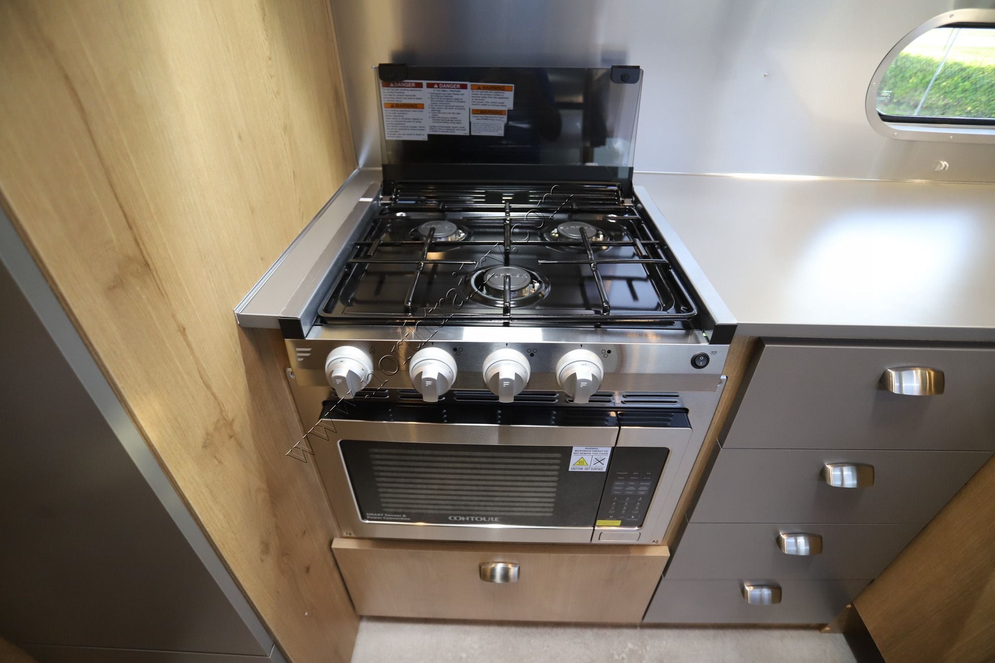 New 2027 Airstream Trade Wind 27FB Travel Trailer  For Sale