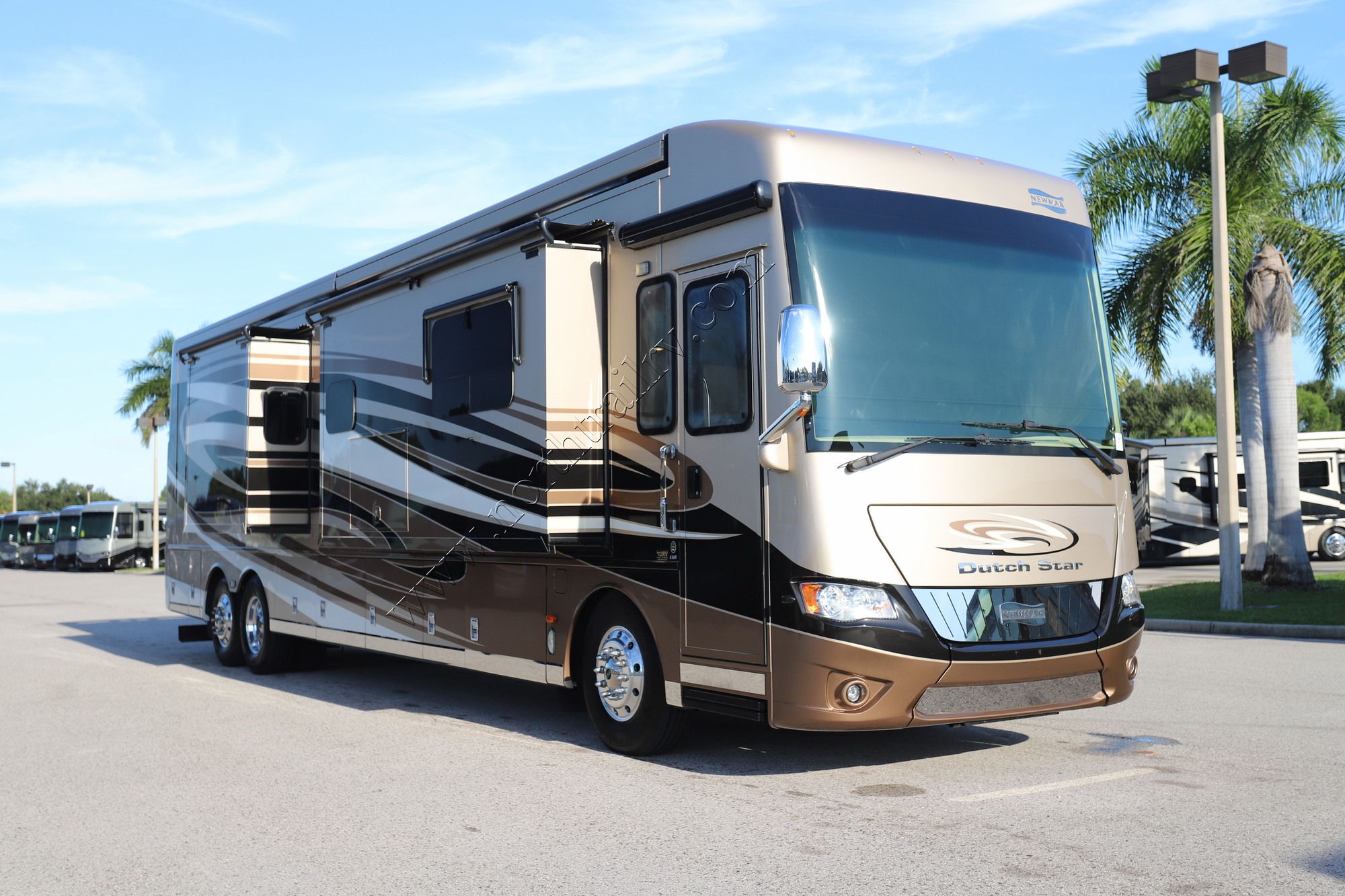 Used 2016 Newmar Dutch Star 4369 Class A  For Sale