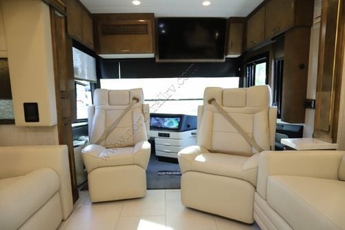 2027 Newmar Mountain Aire 4118