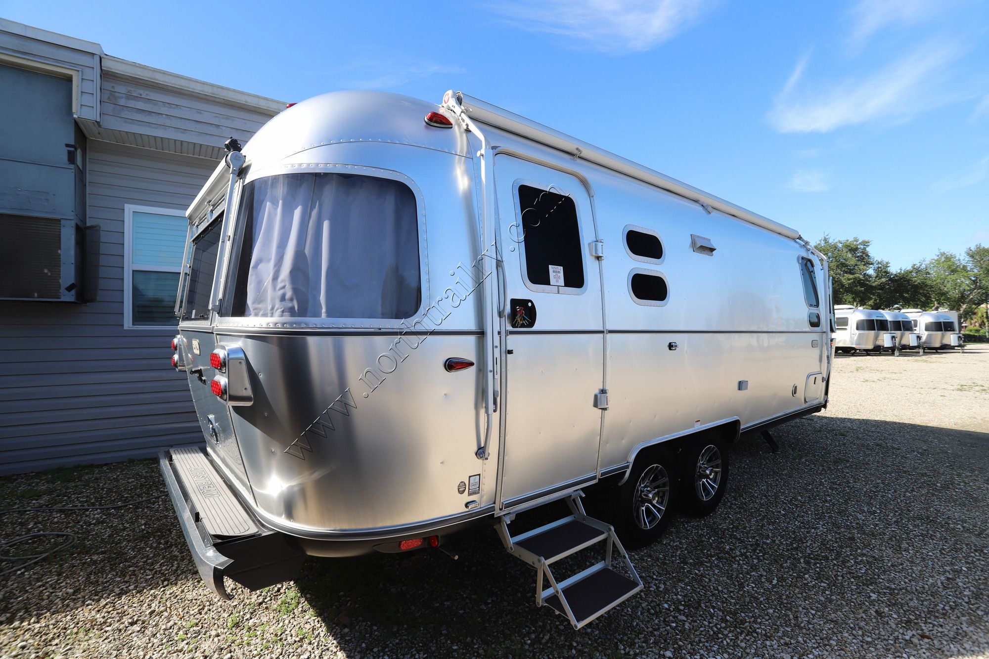 2024 Airstream Trade Wind 25FB Travel Trailer Used  For Sale