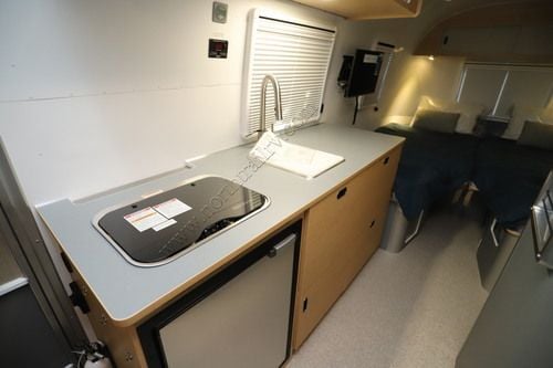 2027 Airstream World Travel 22RB
