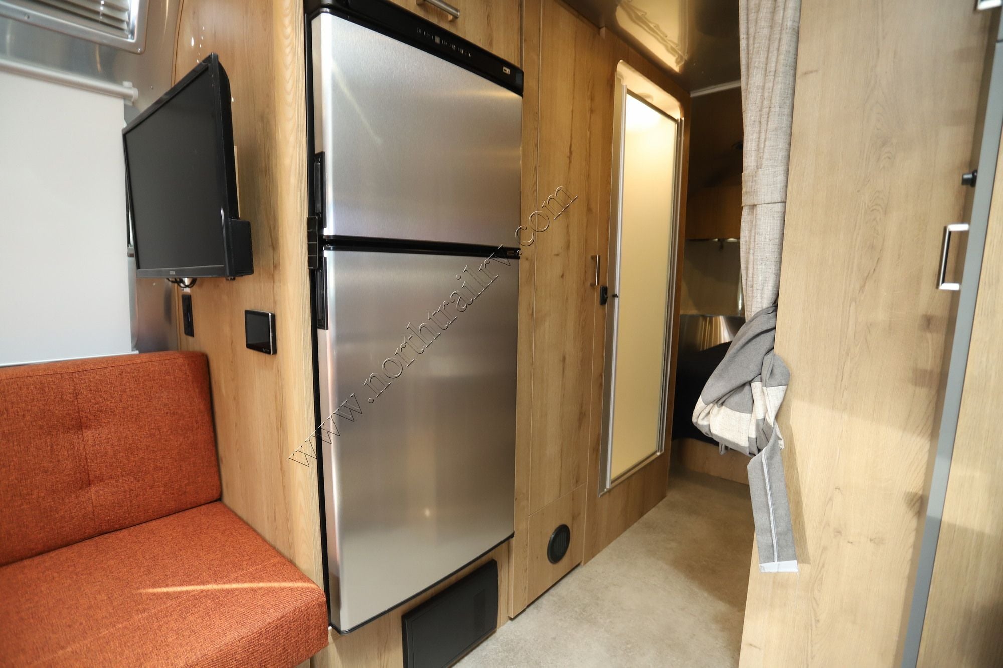 2024 Airstream Trade Wind 25FB Travel Trailer Used  For Sale