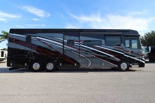 2027 Newmar Mountain Aire 4118