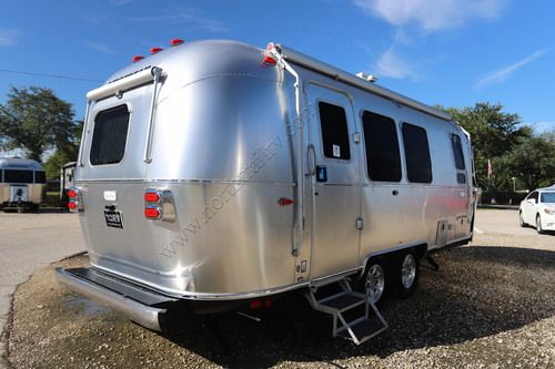 2027 Airstream Flying Cloud 23FB