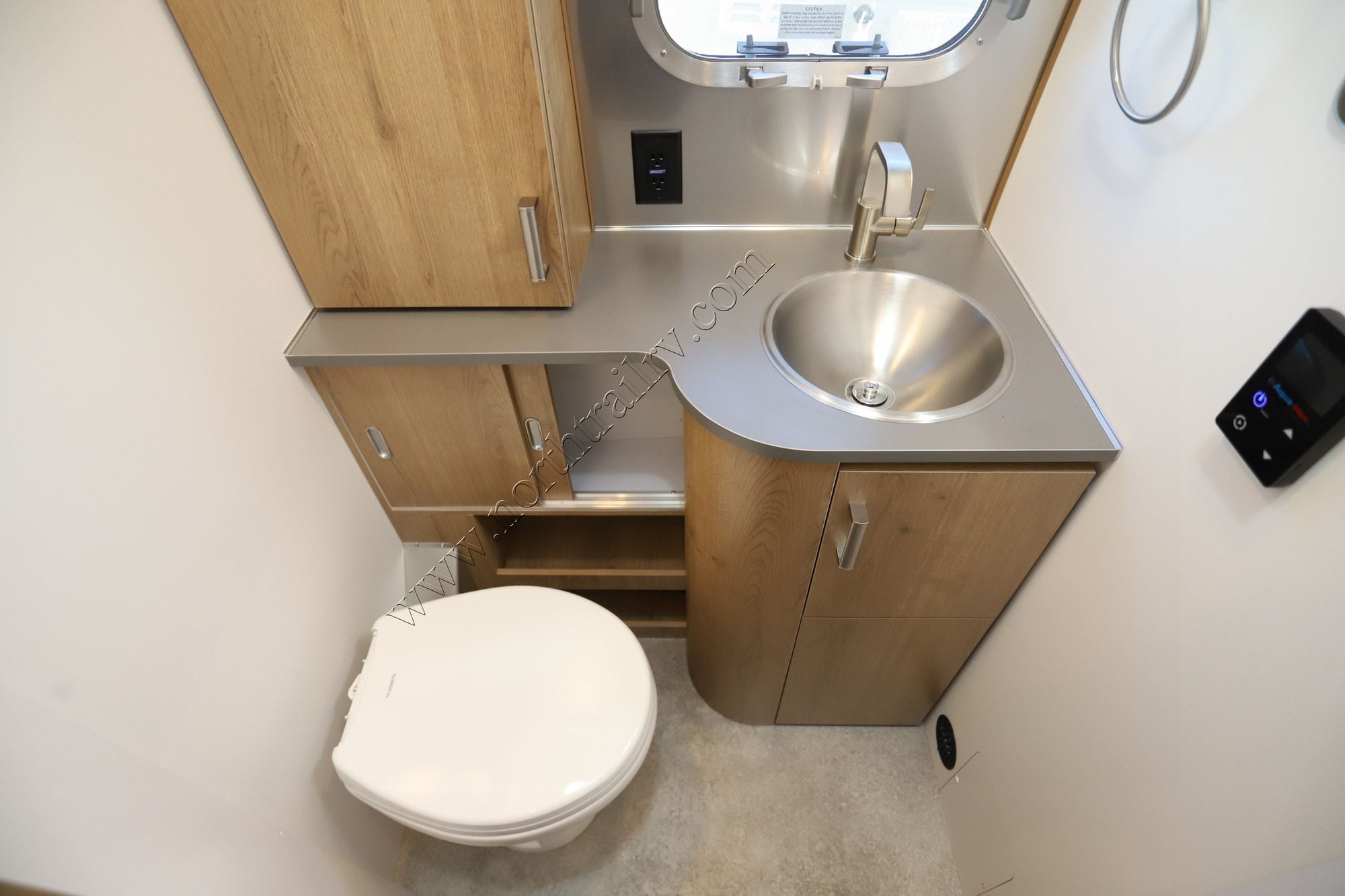 New 2027 Airstream Trade Wind 27FB Travel Trailer  For Sale