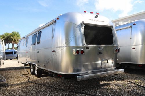 2022 Airstream Classic 33FB Travel Trailer