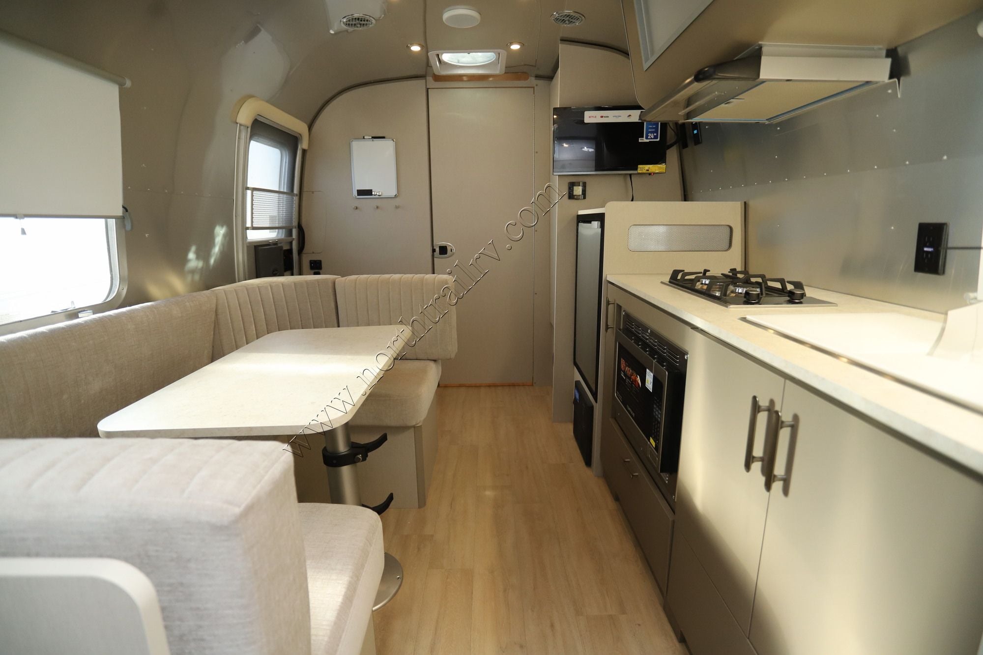 New 2027 Airstream Caravel 22FB Travel Trailer  For Sale