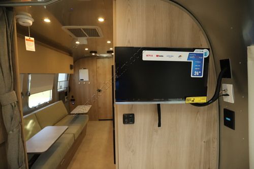 2027 Airstream Flying Cloud 23FB