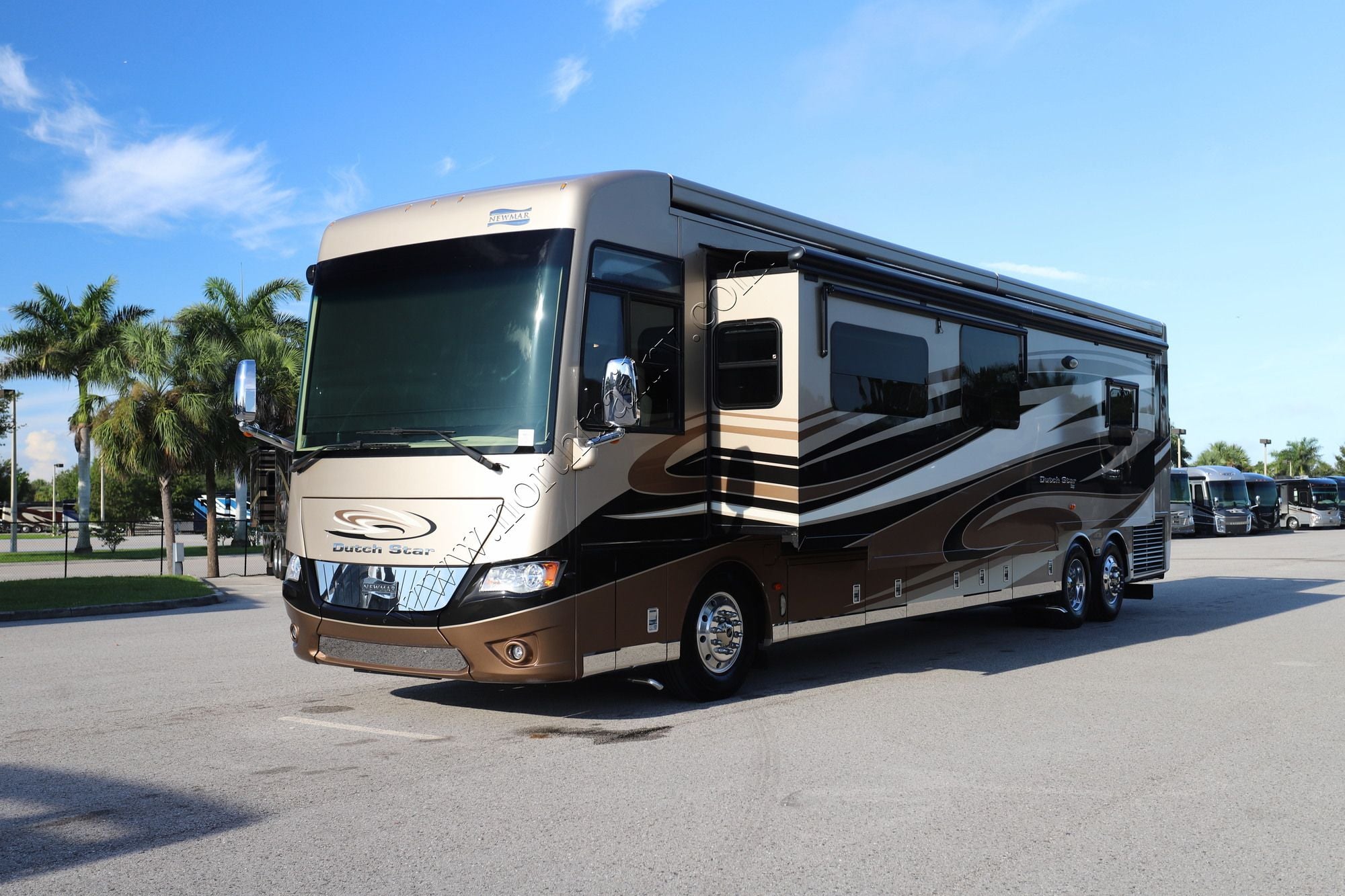 Used 2016 Newmar Dutch Star 4369 Class A  For Sale