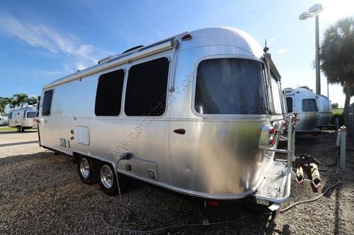 2018 Airstream International 25FBQ