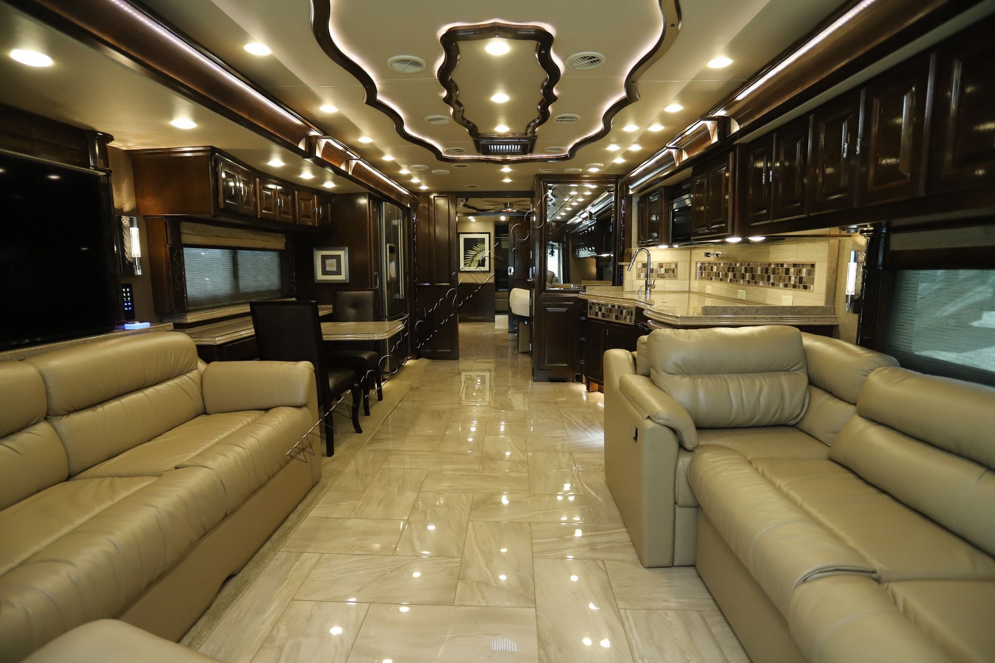 Used 2018 Tiffin Motor Homes Allegro Bus 45OPP Class A  For Sale