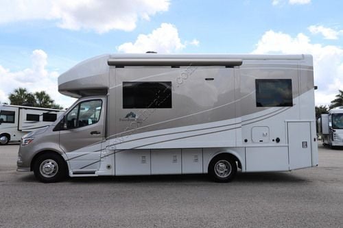 2027 Newmar Freedom Aire 2512