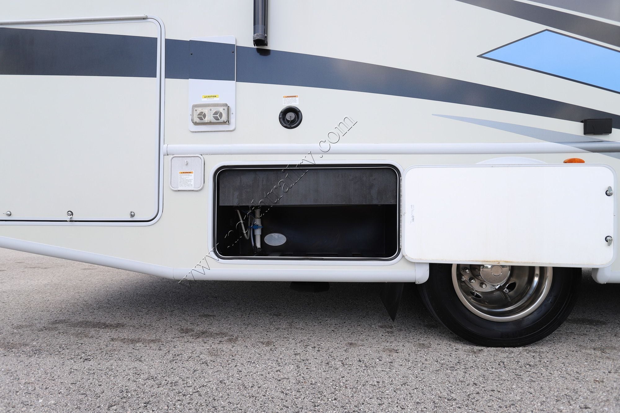 Used 2023 Thor Resonate 30C Class A  For Sale