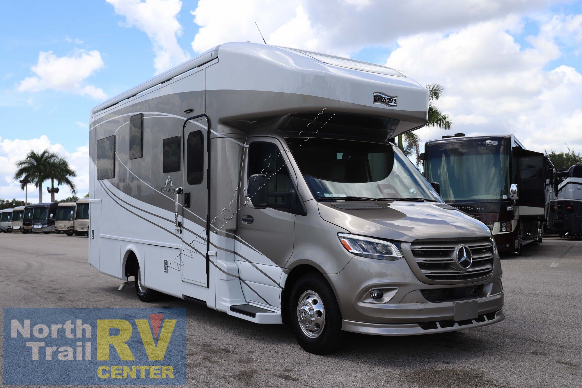 New 2027 Newmar Freedom Aire 2512 Class C  For Sale