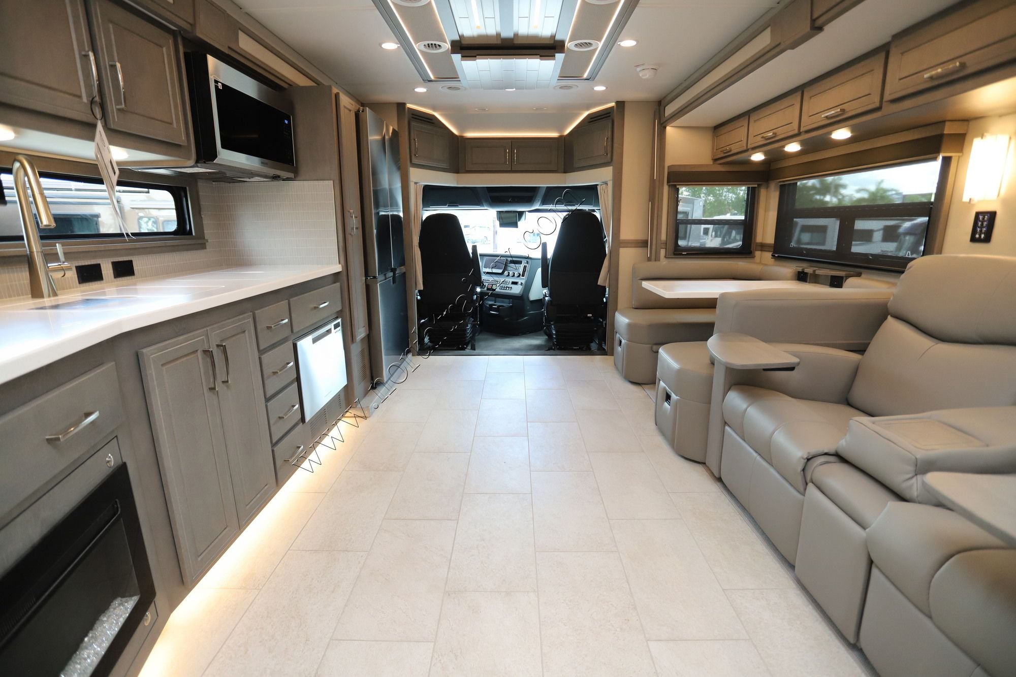 New 2027 Renegade Rv Explorer 42RB Super C  For Sale
