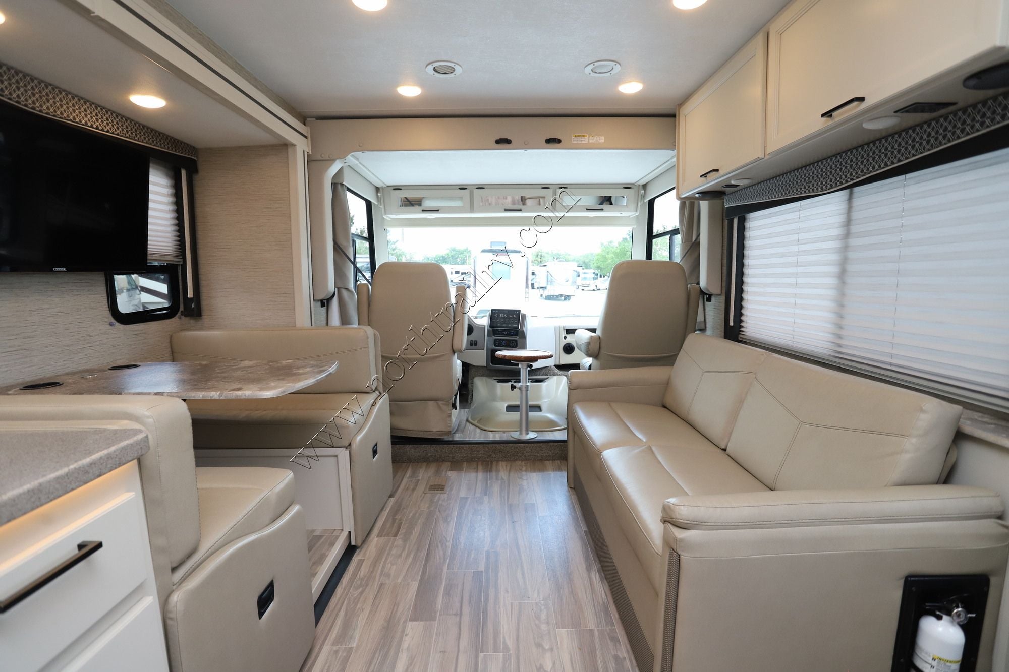 Used 2023 Thor Resonate 30C Class A  For Sale