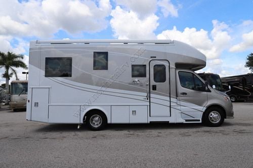 2027 Newmar Freedom Aire 2512